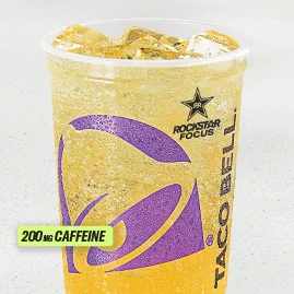 Pineapple Lime Rockstar® Refresca with ice, lime slice garnish and Rockstar Focus Energy branding in clear cup—200 mg caffeine.